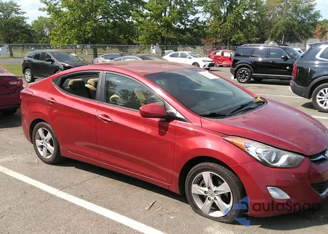 2012 Hyundai Elantra Gls (Ulsan Plant) z USA, uszkodzony, nr VIN KMHDH4AE3CU319896